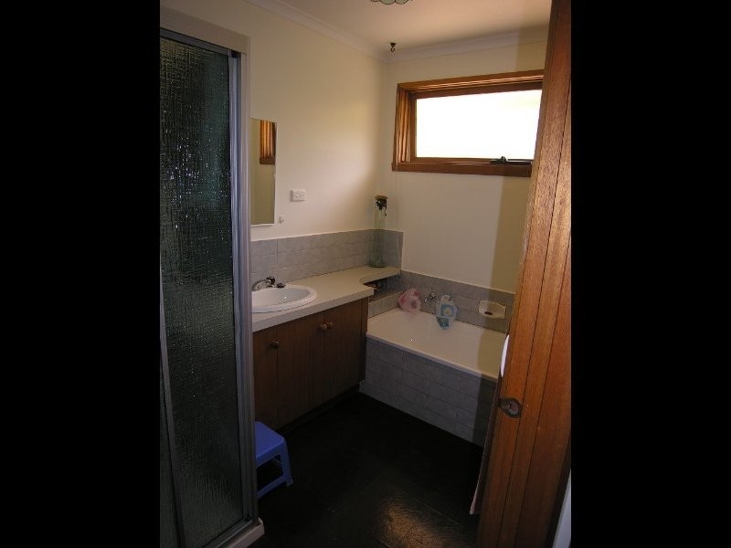 9 Vista Drive, Chirnside Park VIC 3116