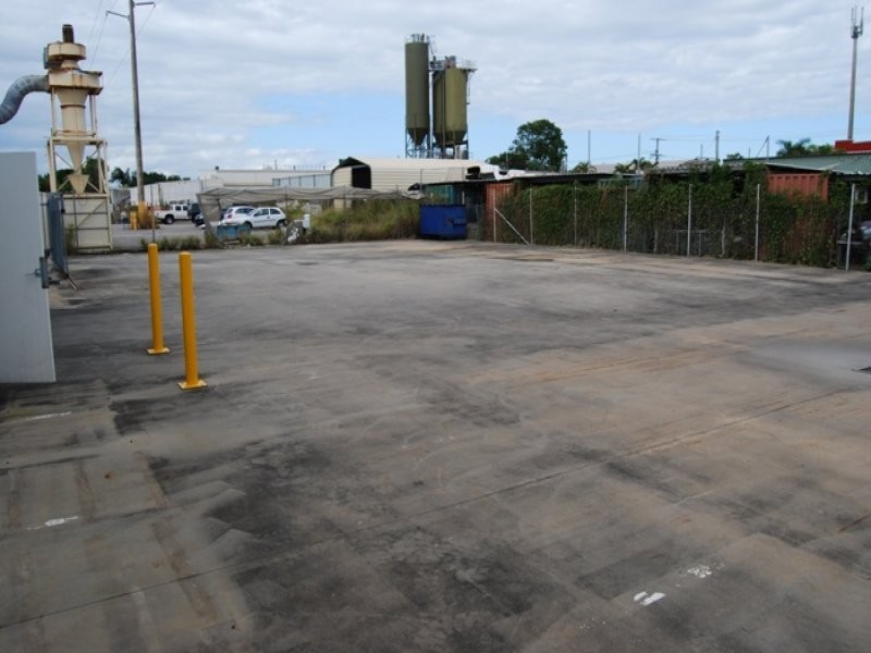 33 Technology Drive, Warana QLD 4575