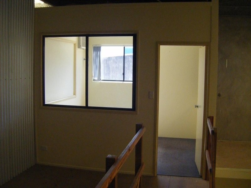 Unit 1 / 32 Kessling Avenue, Kunda Park QLD 4556