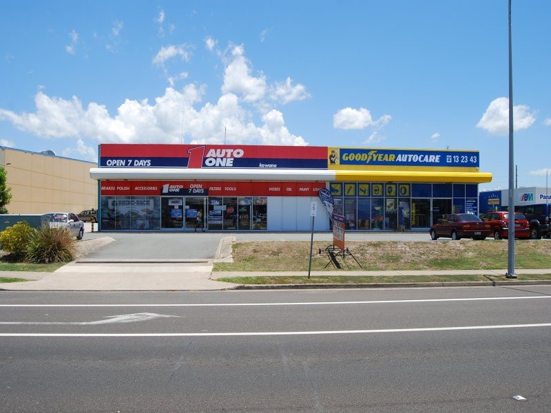 236 Nicklin Way, Warana QLD 4575