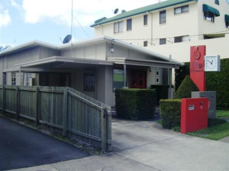 72 Duporth Avenue, Maroochydore QLD 4558
