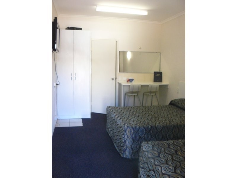 98 River Esplanade, Mooloolaba QLD 4557