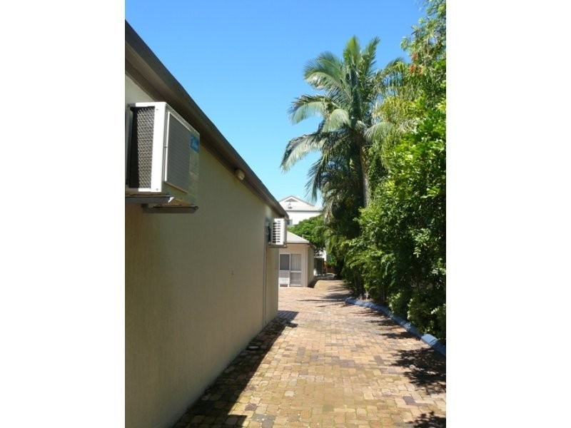 98 River Esplanade, Mooloolaba QLD 4557