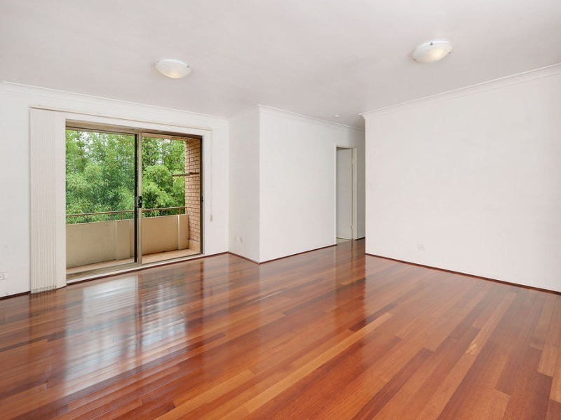 8/2 Pearson Street, Gladesville NSW 2111