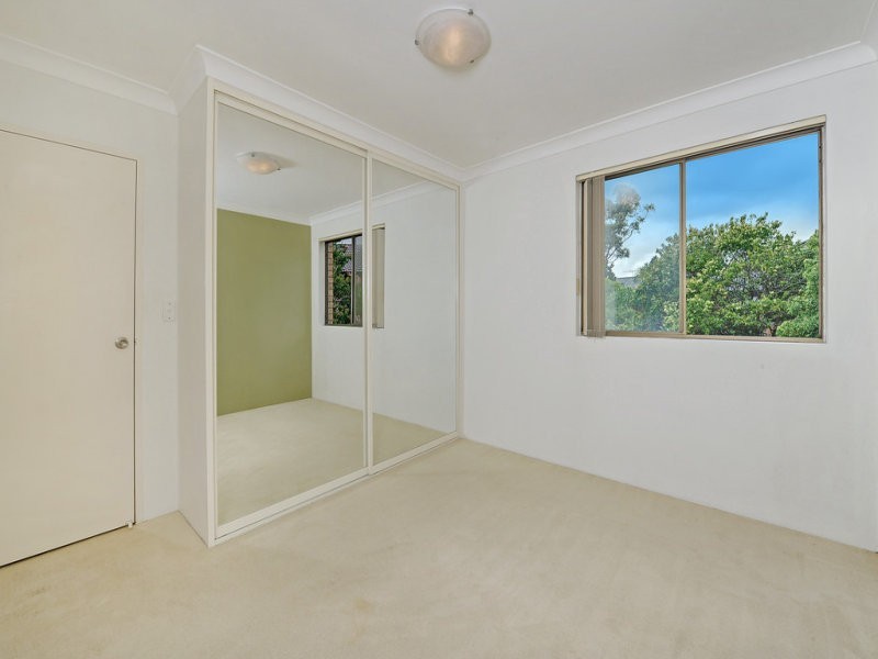 8/2 Pearson Street, Gladesville NSW 2111