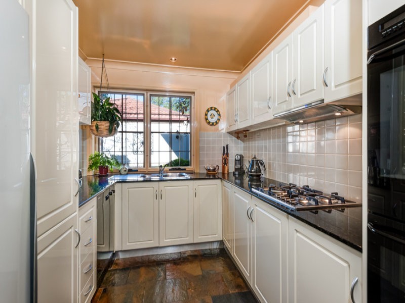 43 Mortimer Lewis Drive, Huntleys Cove NSW 2111
