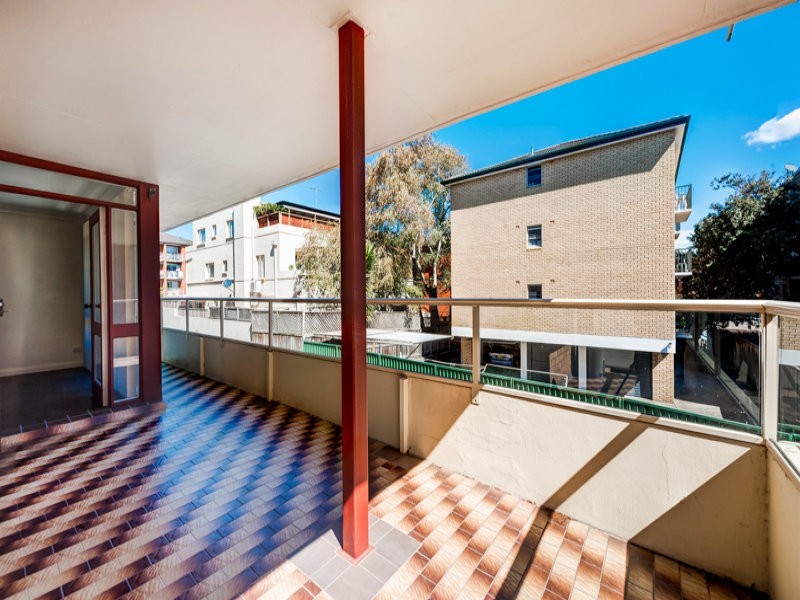 3/7 Linsley Street, Gladesville NSW 2111