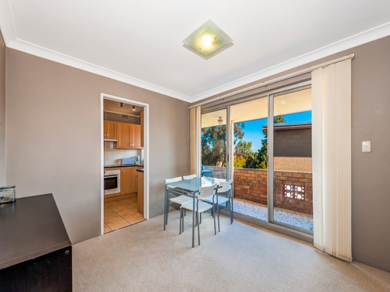 8/17 Wharf Road, Gladesville NSW 2111