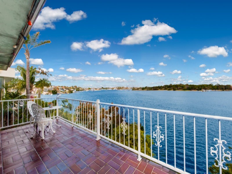 172 Tennyson Road, Tennyson Point NSW 2111