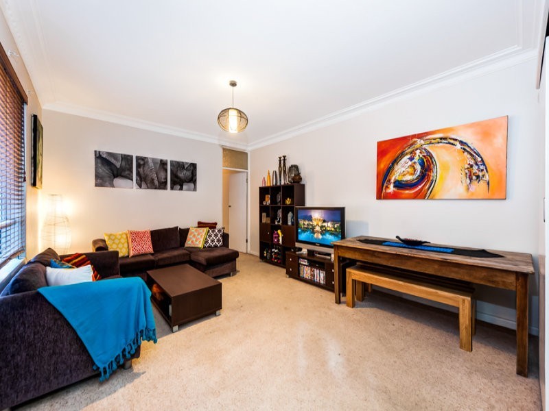 1/27 Wharf Road, Gladesville NSW 2111