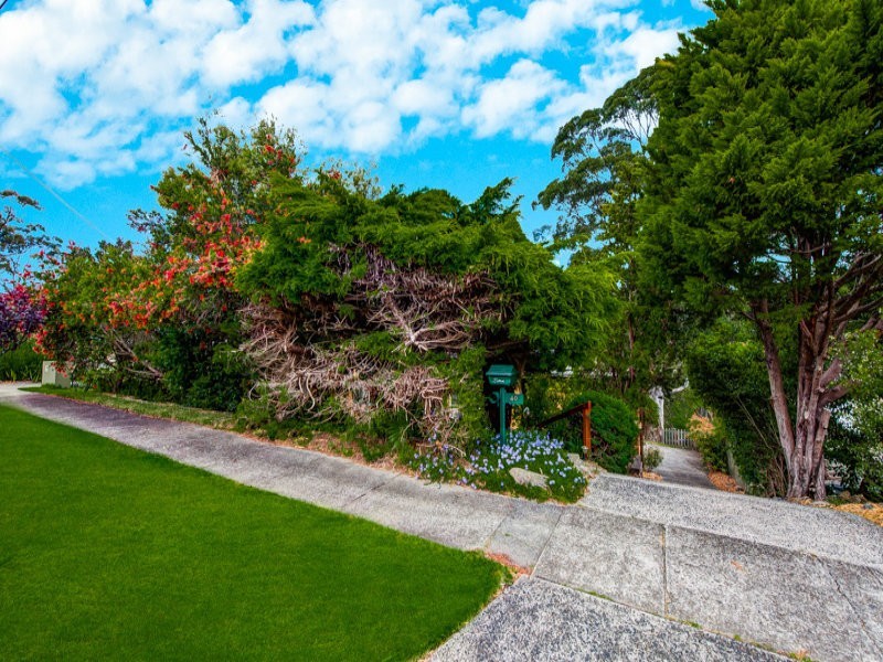 40 Finch Avenue, East Ryde NSW 2113