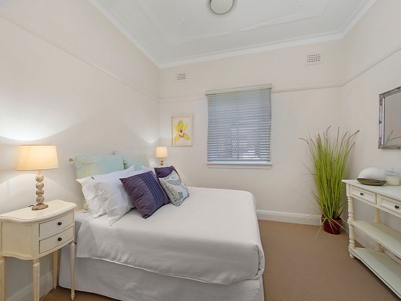 30 Tennyson Road, Gladesville NSW 2111