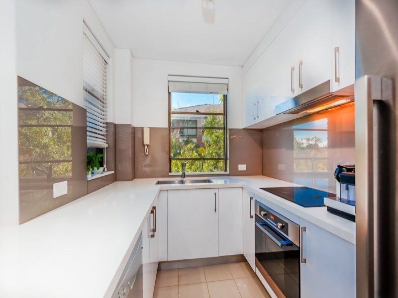 4/9 Cambridge Street, Gladesville NSW 2111
