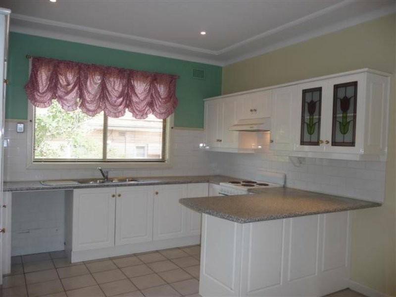 19 Irvine Crescent, Ryde NSW 2112