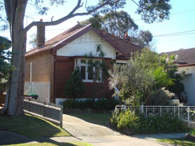 11 WARNER STREET, Gladesville NSW 2111