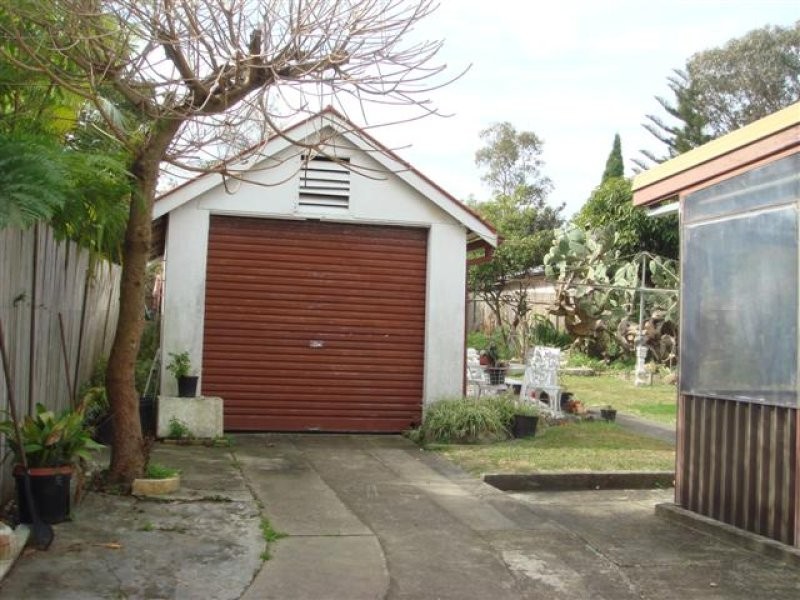 11 WARNER STREET, Gladesville NSW 2111