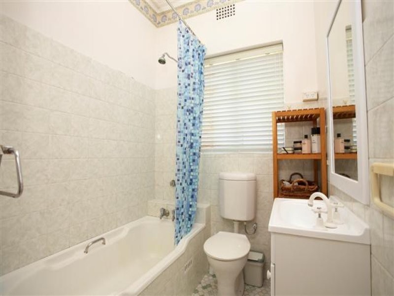 30 Tennyson Road, Gladesville NSW 2111