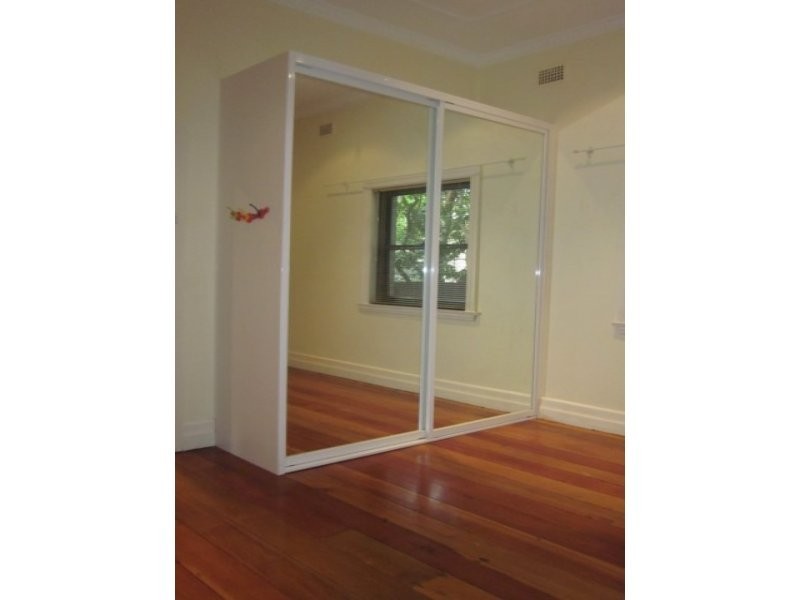 4 GEORGE STREET, Gladesville NSW 2111