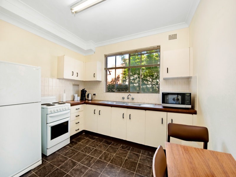 2/5-7 Wharf Road, Gladesville NSW 2111