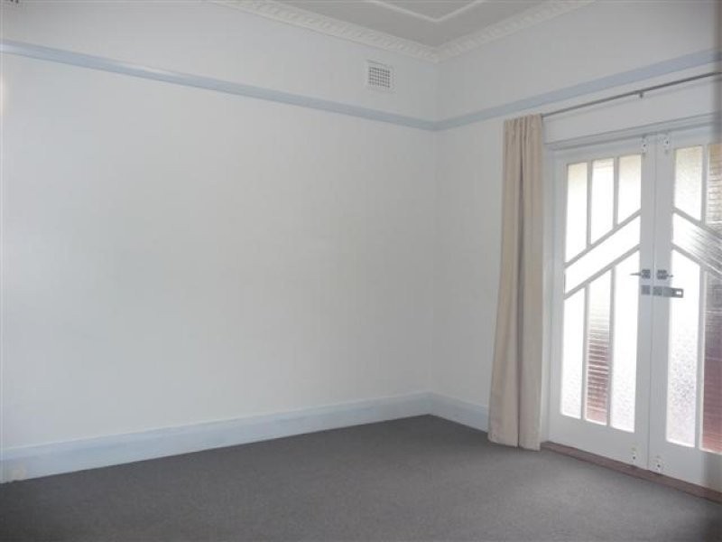 1 Moss Street, West Ryde NSW 2114