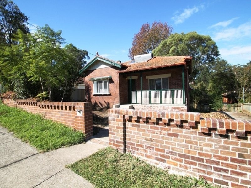 19 Stratford Avenue, Denistone NSW 2114