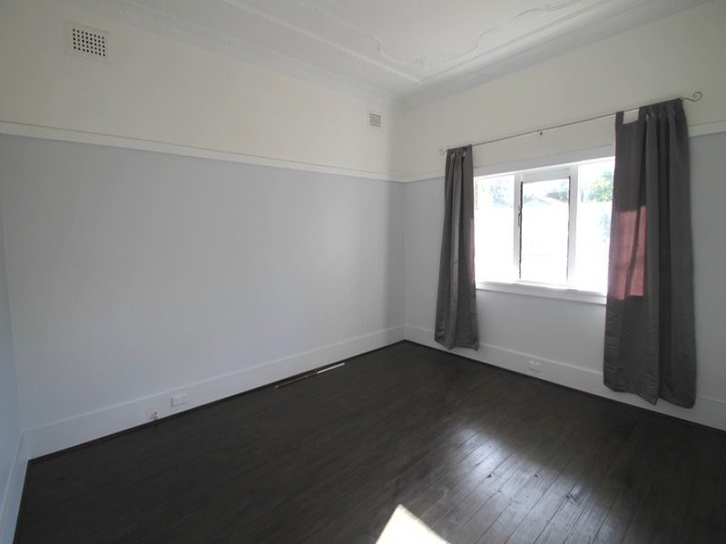 19 Stratford Avenue, Denistone NSW 2114