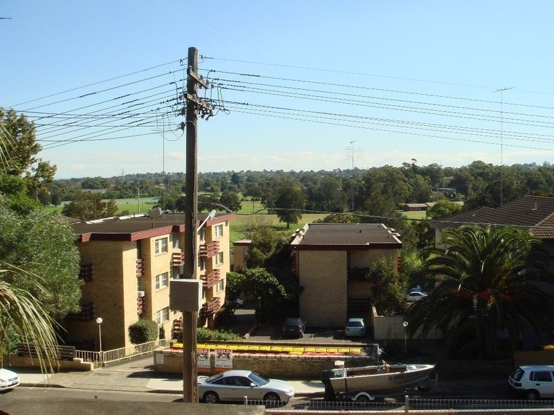 1/29 Meadow Crescent, Meadowbank NSW 2114