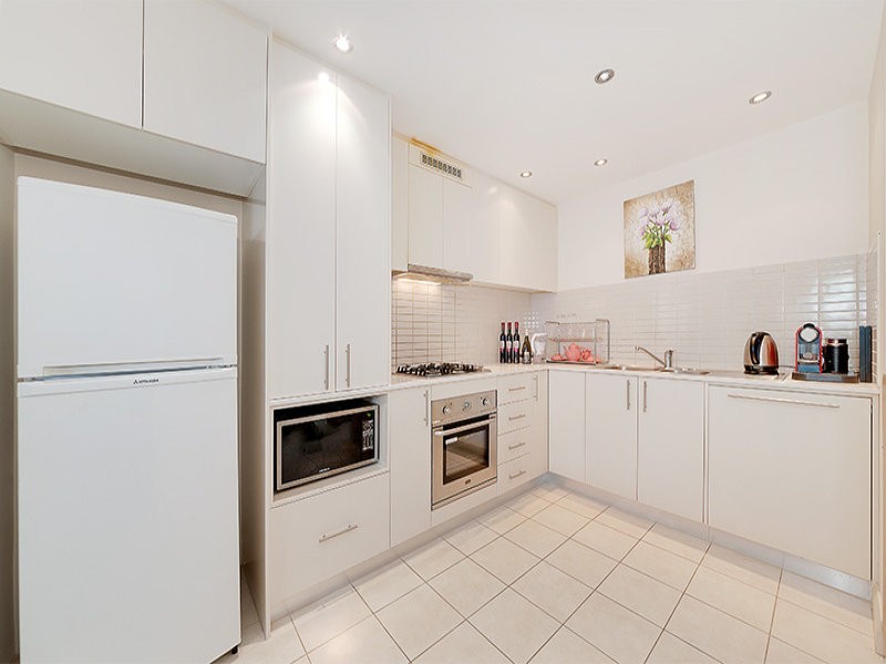 28/11 Bay Drive, Meadowbank NSW 2114