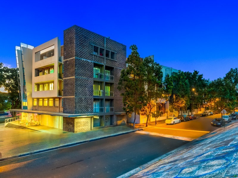 353/25 Allen Street, Waterloo NSW 2017