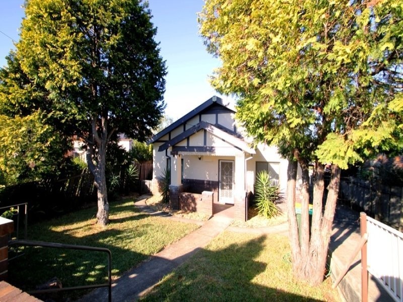 122 Ryde Road, Gladesville NSW 2111