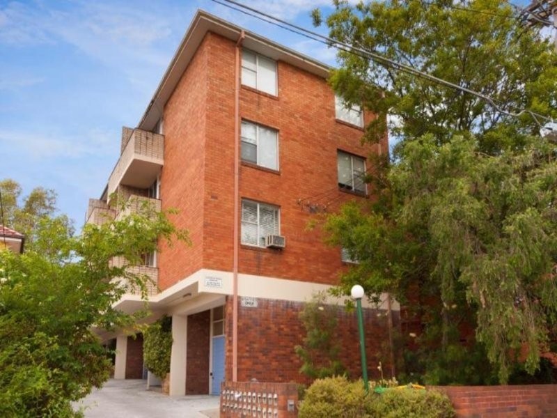 17/5 Western Crescent, Gladesville NSW 2111