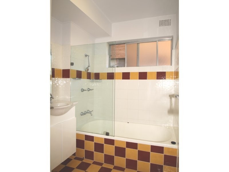 16/36 Wharf Road, Gladesville NSW 2111