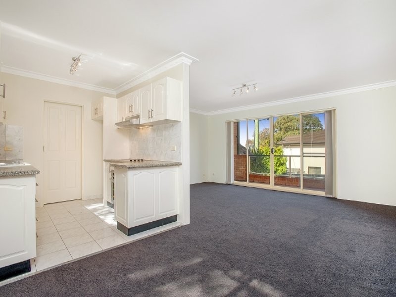 4/33 Wharf Road, Gladesville NSW 2111