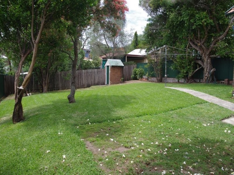 15 Western Crescent, Gladesville NSW 2111