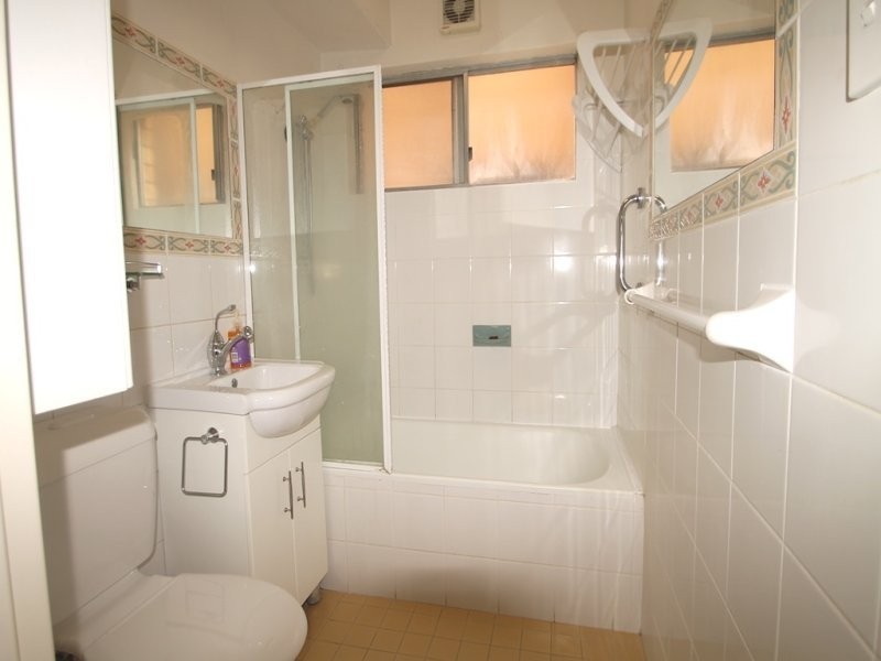 27/25 Ashburn Place, Gladesville NSW 2111