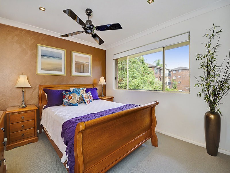 8/15a Cambridge Street, Gladesville NSW 2111
