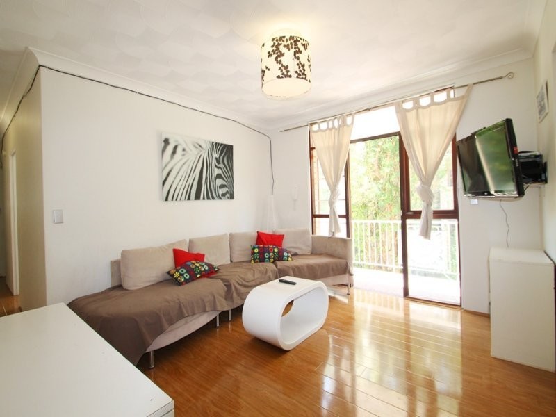 4/12 Pittwater Road, Gladesville NSW 2111