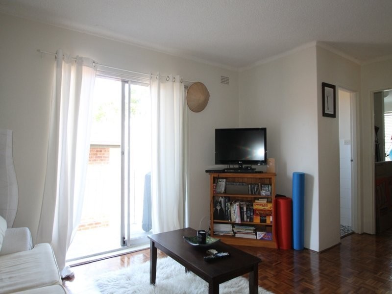 6/25 Western Crescent, Gladesville NSW 2111