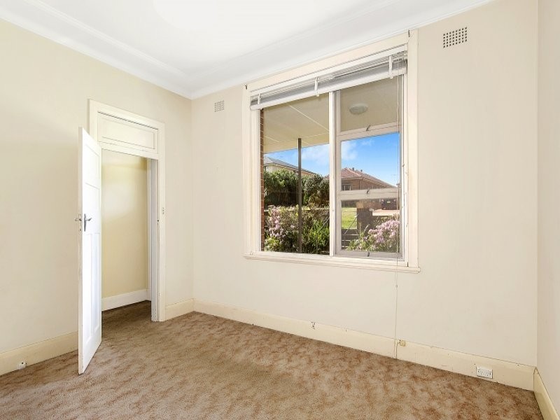 16 Hancott Street, Ryde NSW 2112