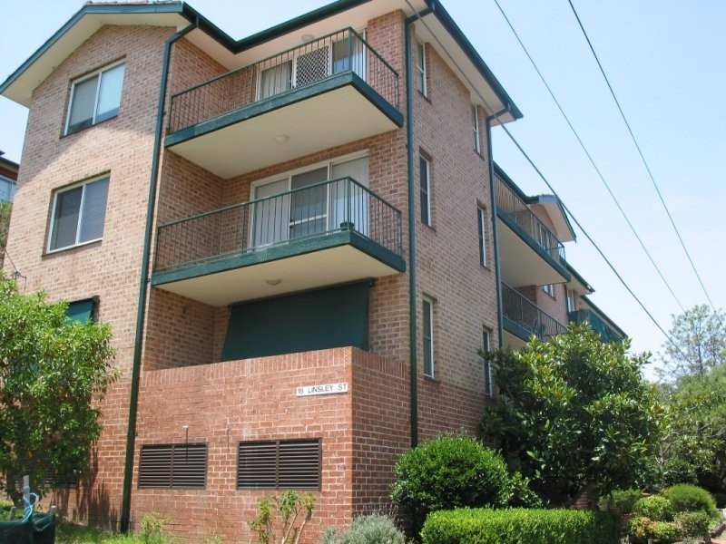 8/18 Linsley Street, Gladesville NSW 2111