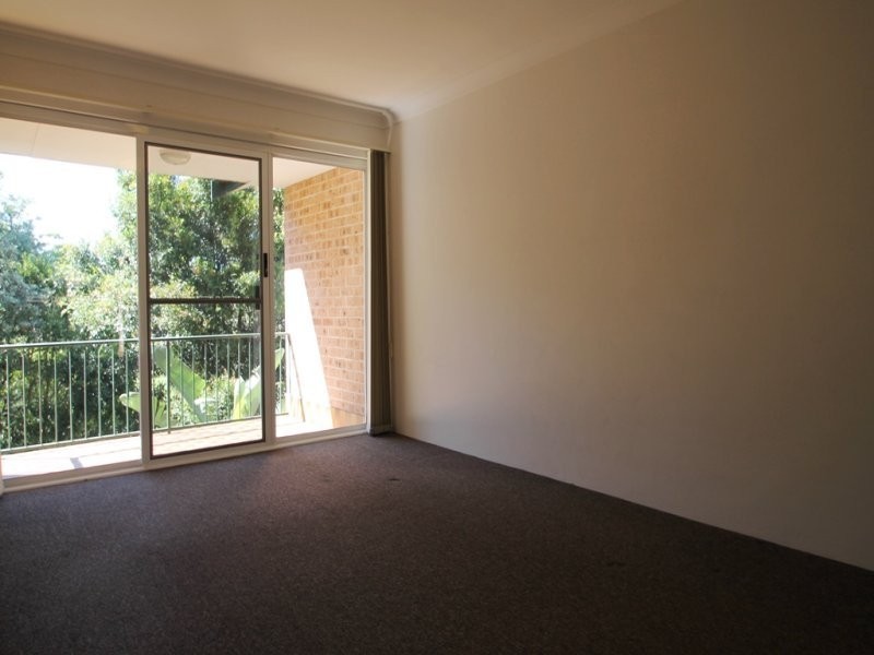 8/18 Linsley Street, Gladesville NSW 2111