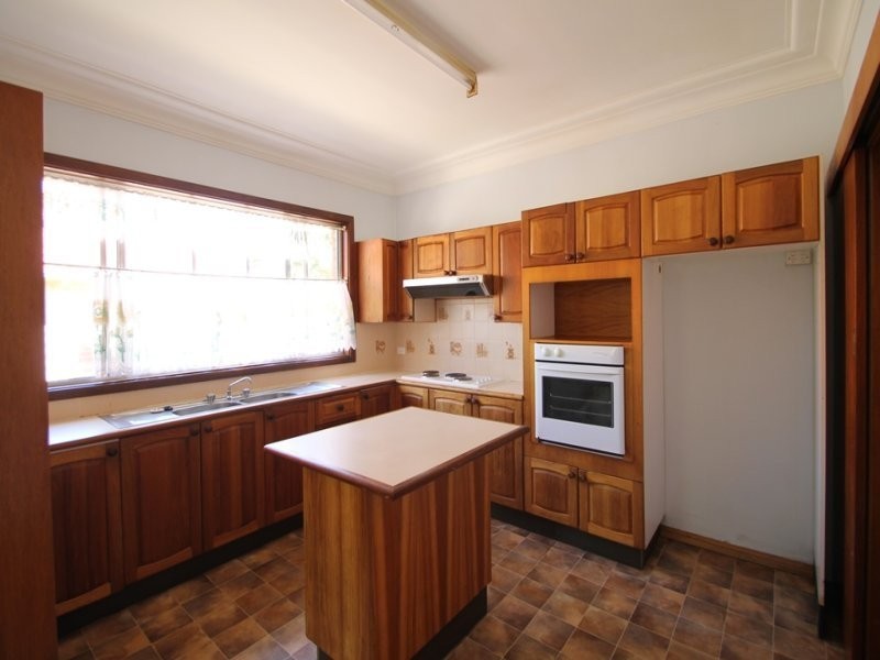 7 Forrest Road, Ryde NSW 2112