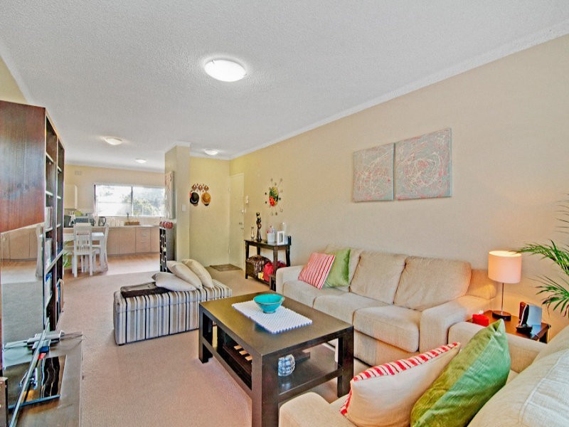 17/44 Pittwater Road, Gladesville NSW 2111