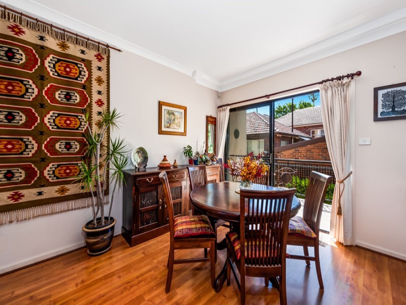 6/6-8 Flagstaff Street, Gladesville NSW 2111