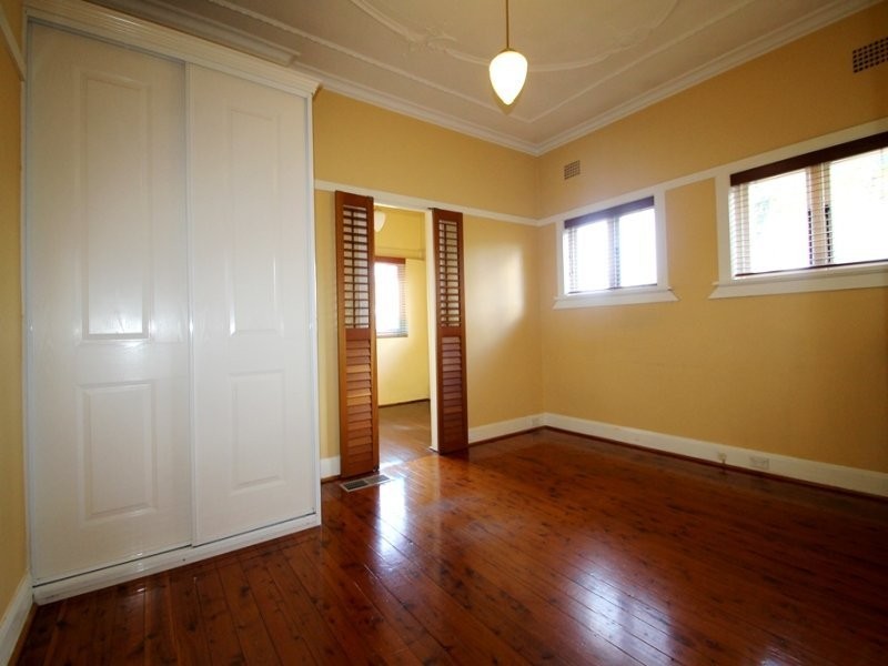 4 Massey Street, Gladesville NSW 2111