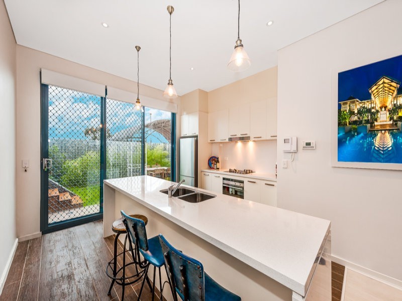 15/4-8 Angas Street, Meadowbank NSW 2114