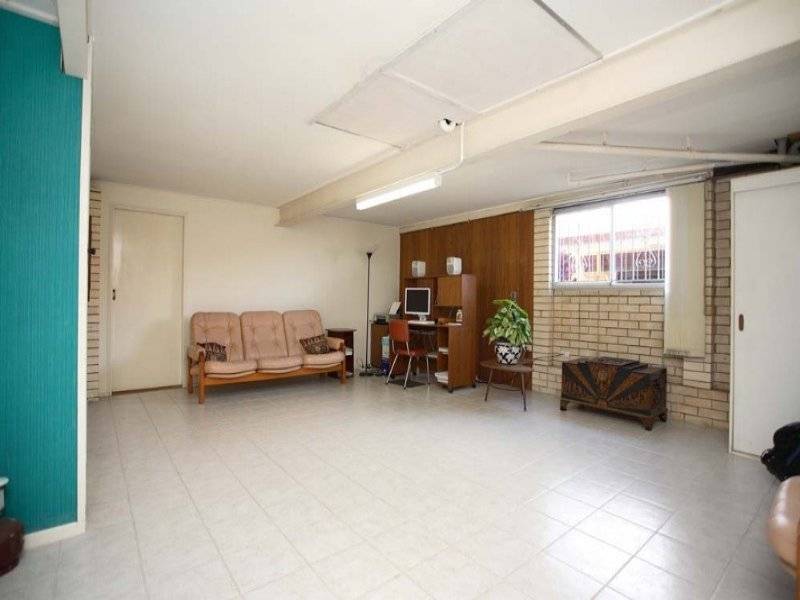 14 Marla Street, Robertson QLD 4109