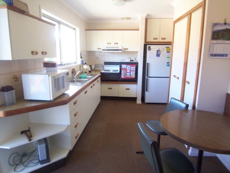4 Rhyl Street, Macgregor QLD 4109
