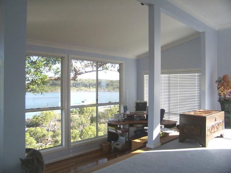 104 Crescent Drive, Russell Island QLD 4184