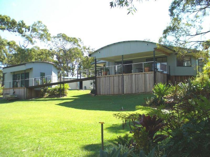 42 Carissa St, Russell Island QLD 4184